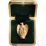 An eagle pommel from the honour dirk of the military navy with diamondsEickhorn type, in the highest