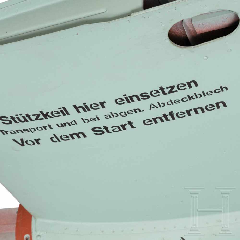 A replica project of a Fieseler Fi 103 "V1" – fuselage parts and wingExcellent, static museum - Image 5 of 15