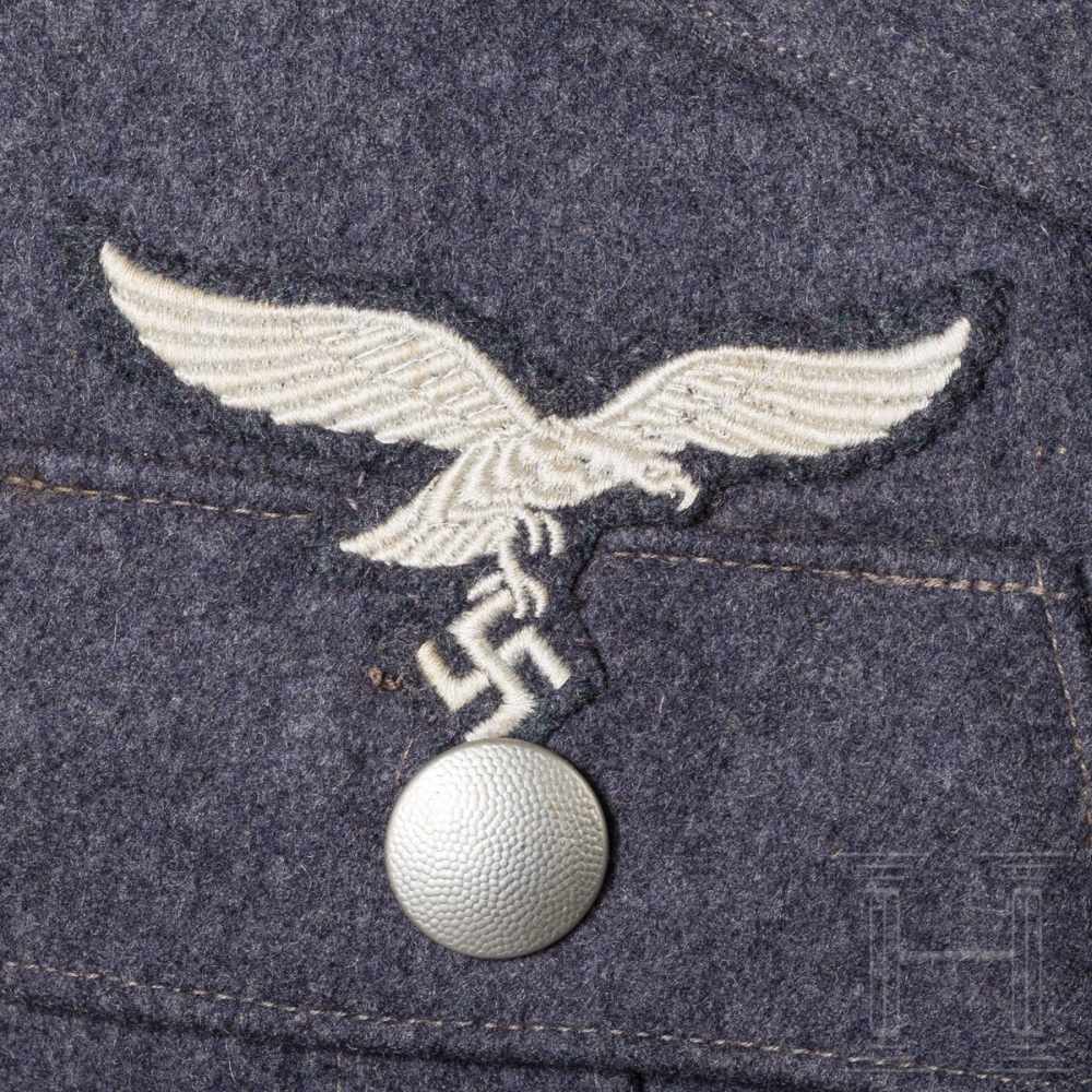 Waffenrock eines Funkers an der LuftnachrichtenschuleKammerstück aus luftwaffenblauem Wollstoff - Image 9 of 12