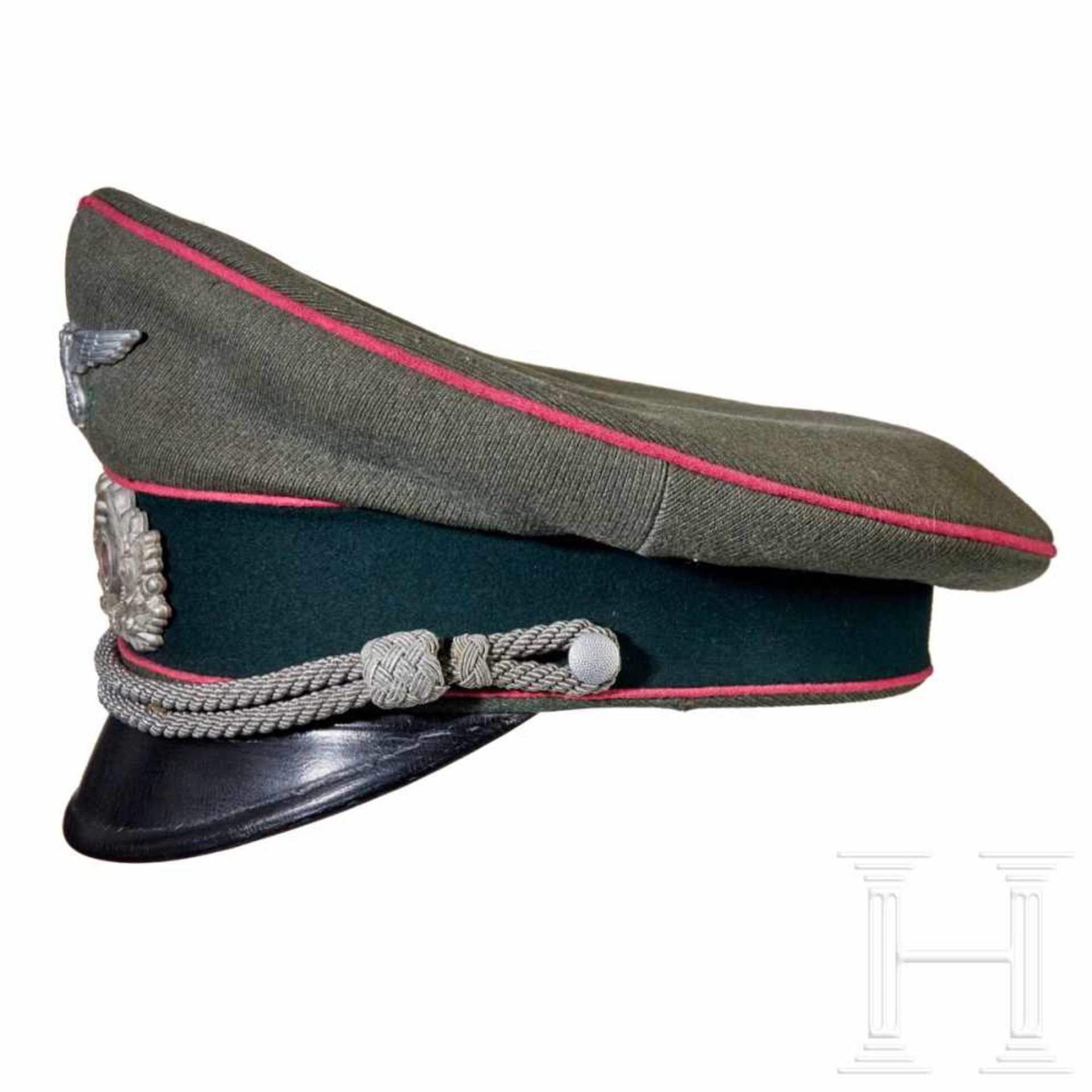 A visor cap for officers of the army, PanzerField-grey ribbed tricot wool body with dark green - Bild 3 aus 6