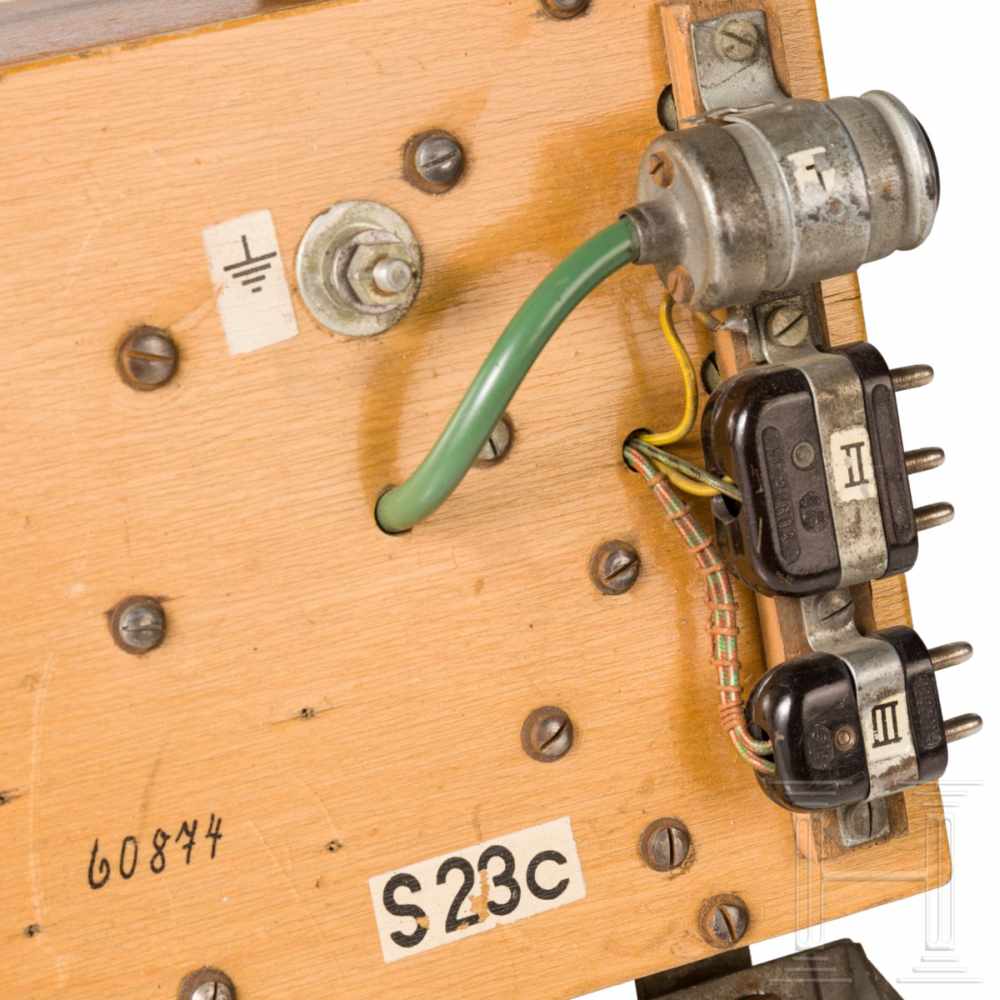 Projekt - Nachbau einer Fieseler Fi 103 "V1" - Sender S23c des Peilsenders FuG 23Sender mit - Image 3 of 4