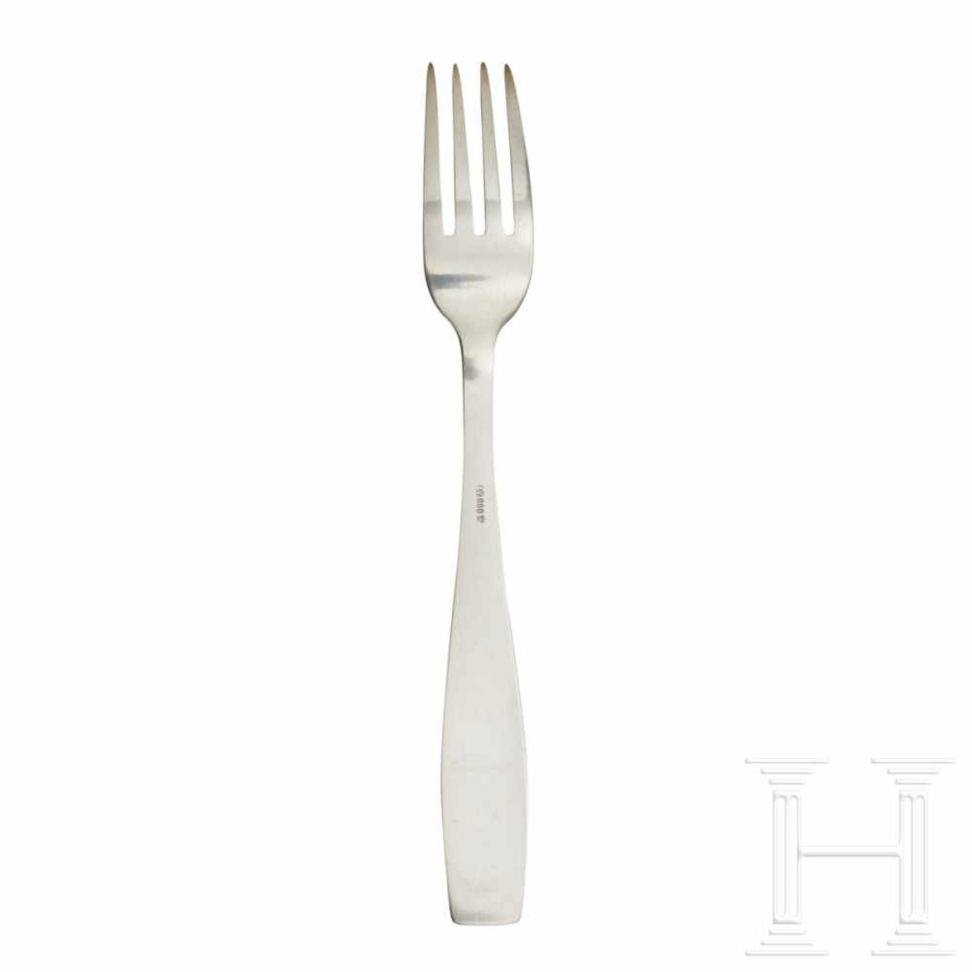 Adolf Hitler – a Dessert Fork from his Personal Silver ServiceSo called “formal pattern” with raised - Bild 2 aus 4