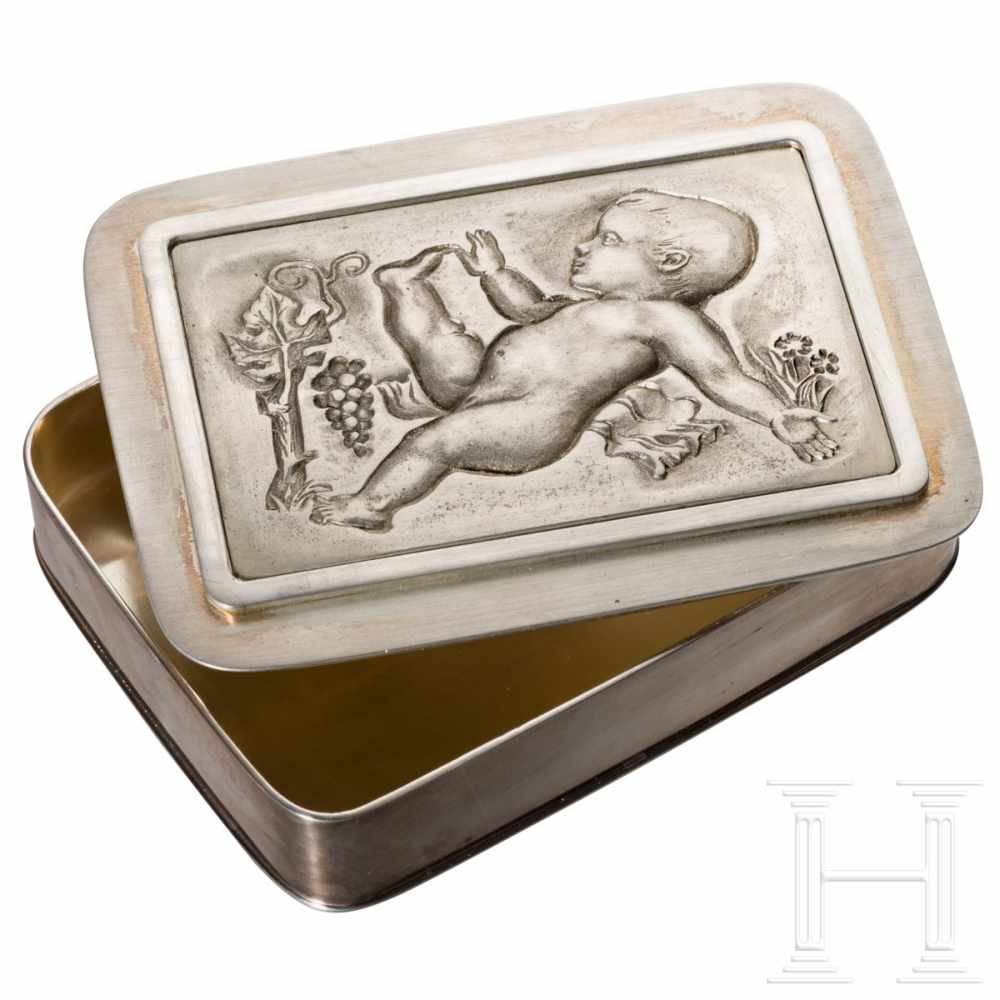 Edda Göring - silver lidded box on the occasion of Eddas birth on 2 June 1938Silberne Deckeldose mit