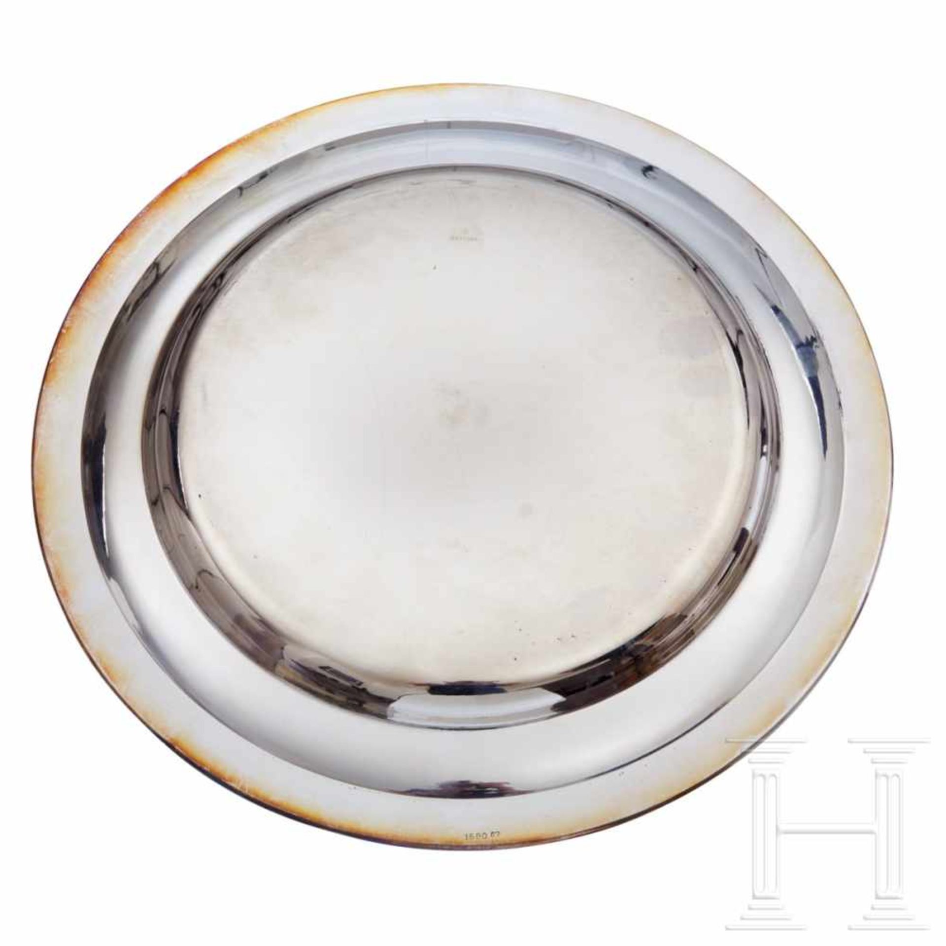 Adolf Hitler – a round serving platter from his Personal Silver ServiceA round plate with national - Bild 2 aus 5