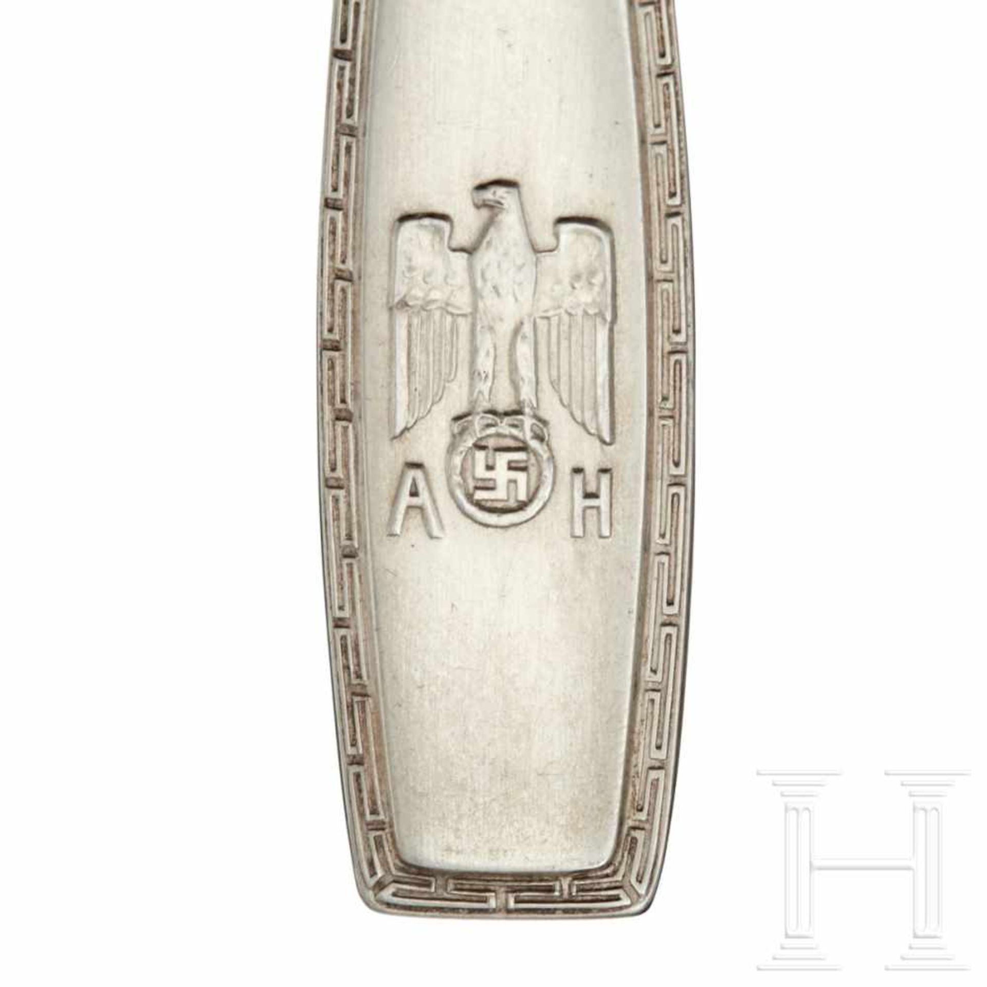 Adolf Hitler – a Lunch Spoon from his Personal Silver ServiceSo called “formal pattern” with - Bild 4 aus 4