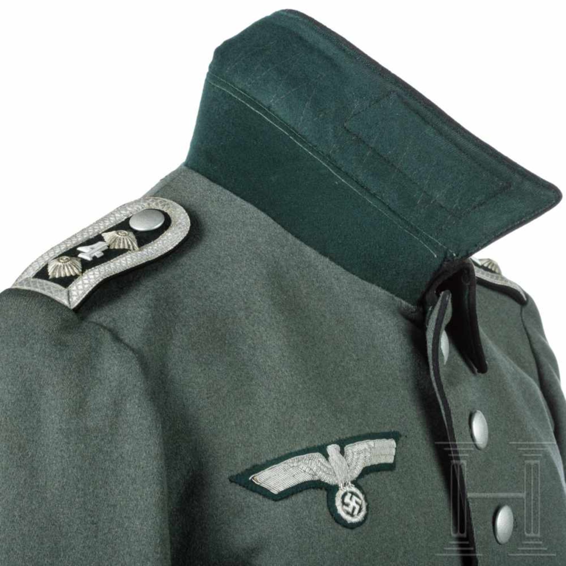 Paraderock für einen Fahnenträger im Pionier-Bataillon 4Rock aus feinem feldgrauen Wollstoff, - Bild 5 aus 9