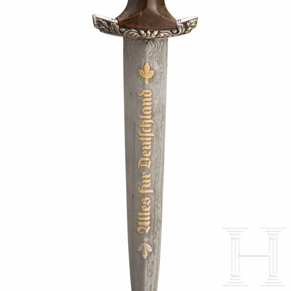 An SA honour dagger model 1933 with deluxe scabbardThe object at hand is one of the very few - Image 5 of 9