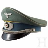 A visor cap for an officer and jockey in Cavalry Regiment 9 (Fürstenwalde)Fine field-grey cloth (