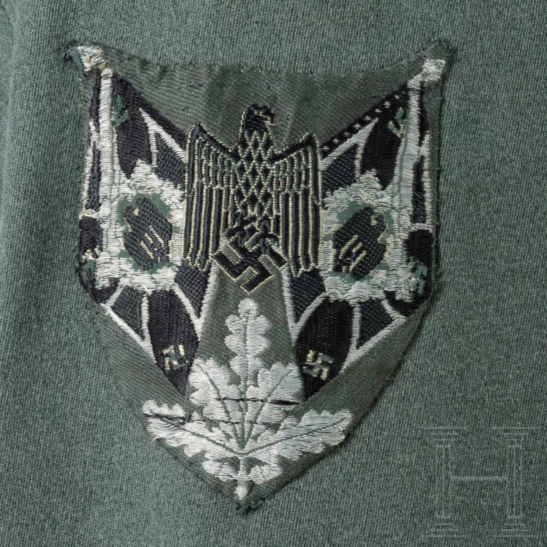 Paraderock für einen Fahnenträger im Pionier-Bataillon 4Rock aus feinem feldgrauen Wollstoff, - Bild 6 aus 9