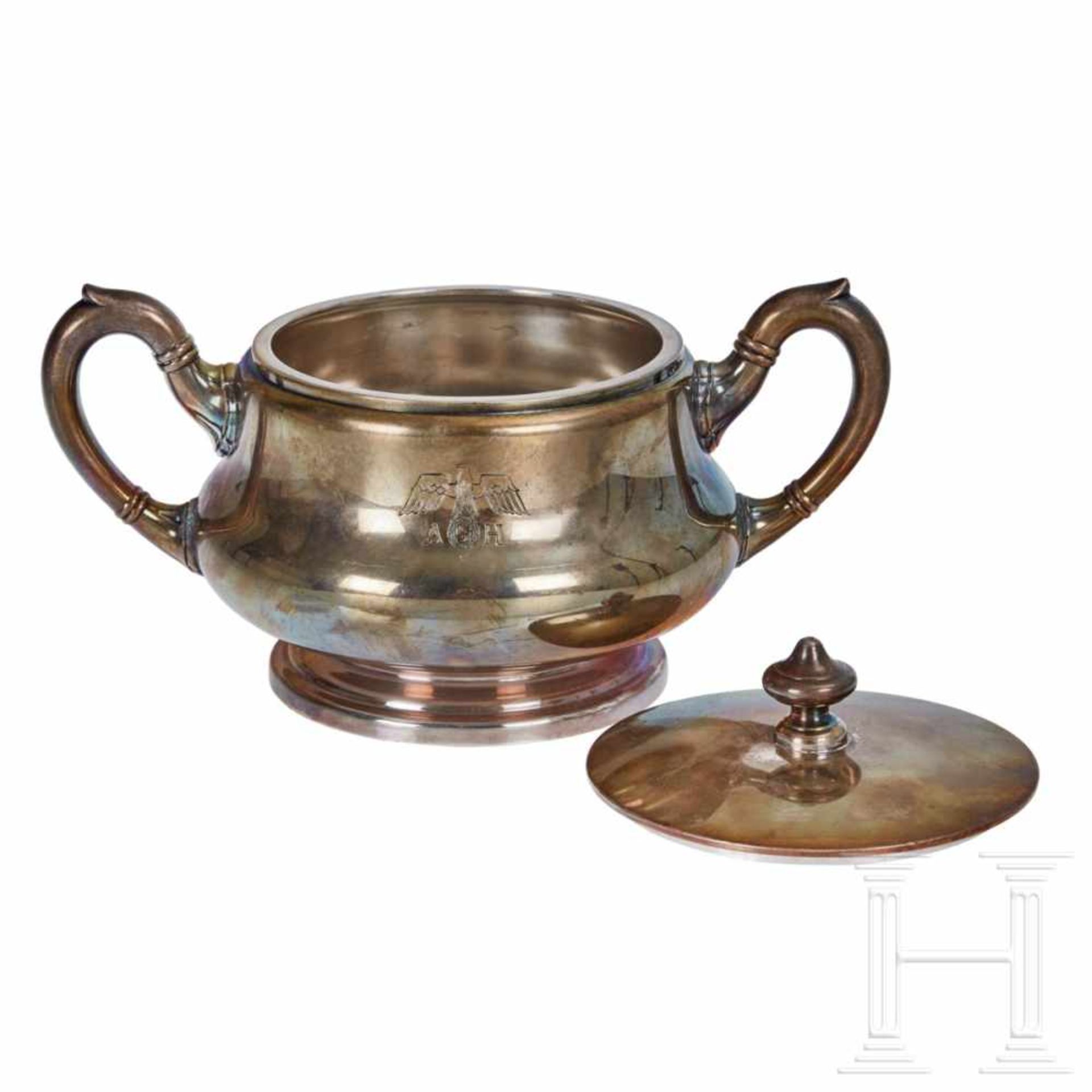 Adolf Hitler – a Beverage Serving Set from his Personal Silver ServiceA five-piece coffee and tea - Bild 11 aus 28