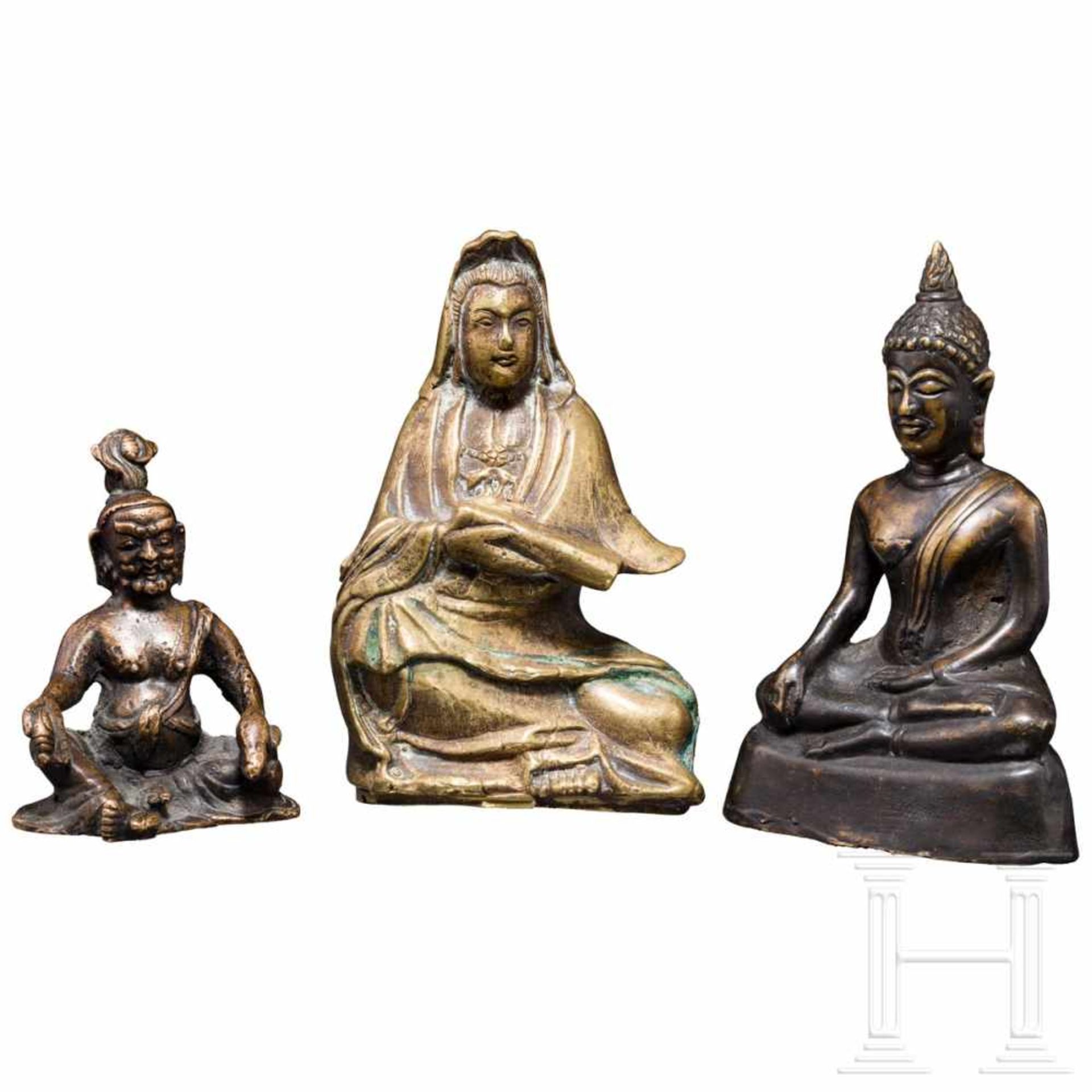 Drei Figuren für Hausaltäre, China/Nepal, 19./20. Jhdt. - Bild 3 aus 4