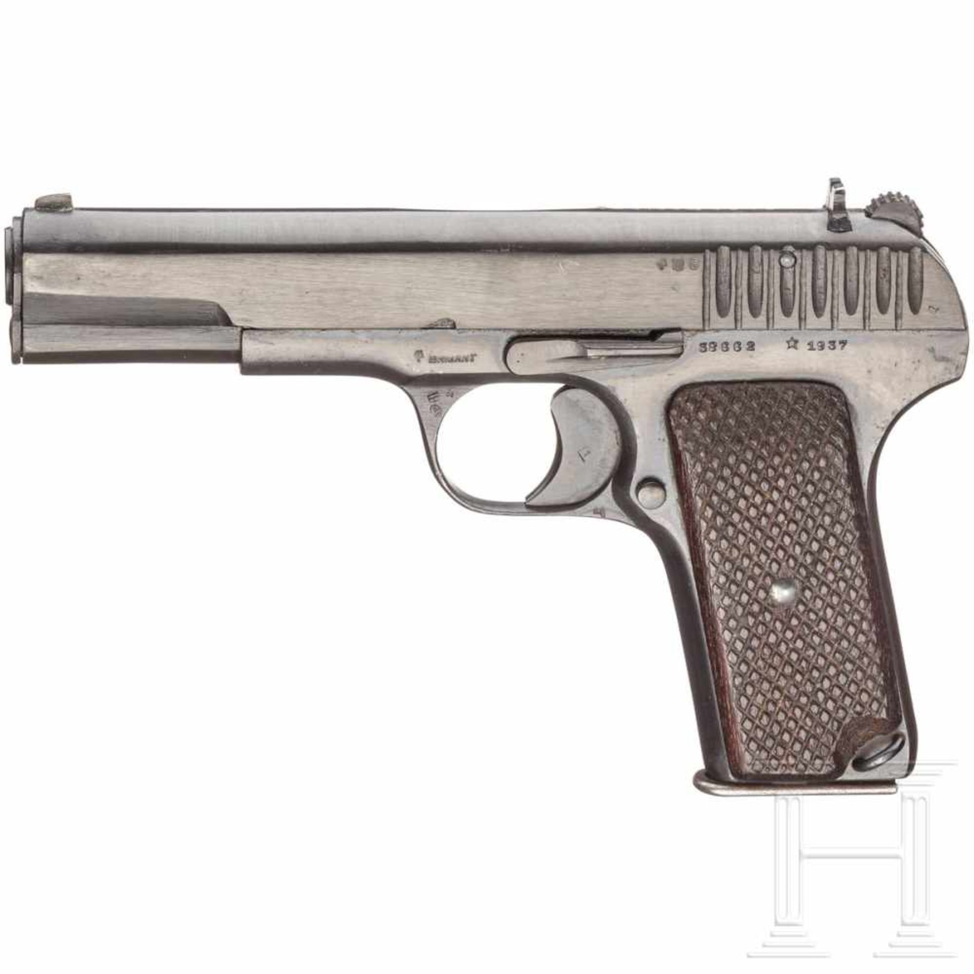 Tokarev TT 33 mit Tasche