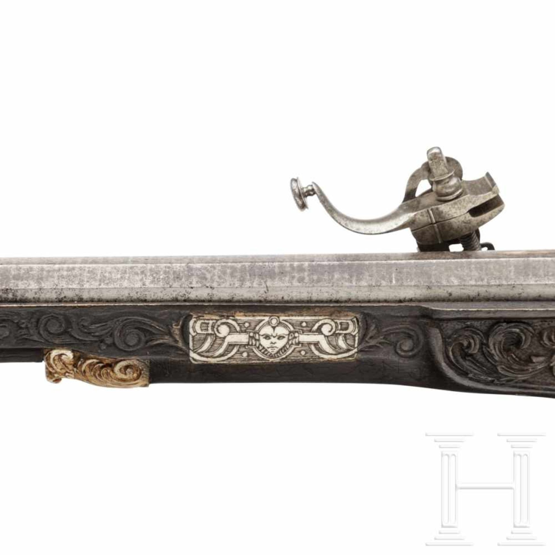 Luxus-Radschlossbüchse mit reich geschnitztem Schaft im Stil um 1680, Historismus unter Verwendung - Bild 3 aus 12