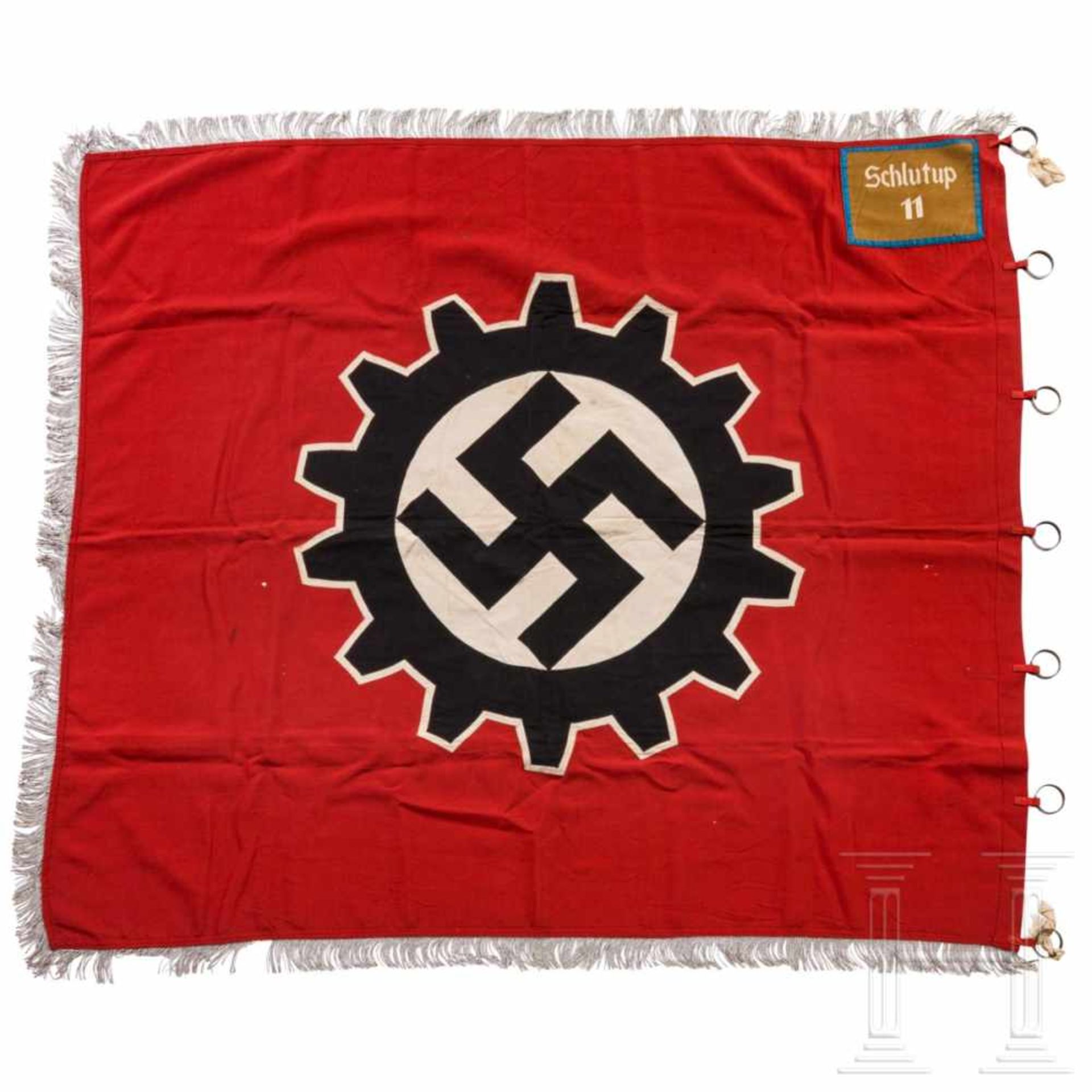 Fahne der DAF-Ortsgruppe "Schlutup 11" - Bild 2 aus 4