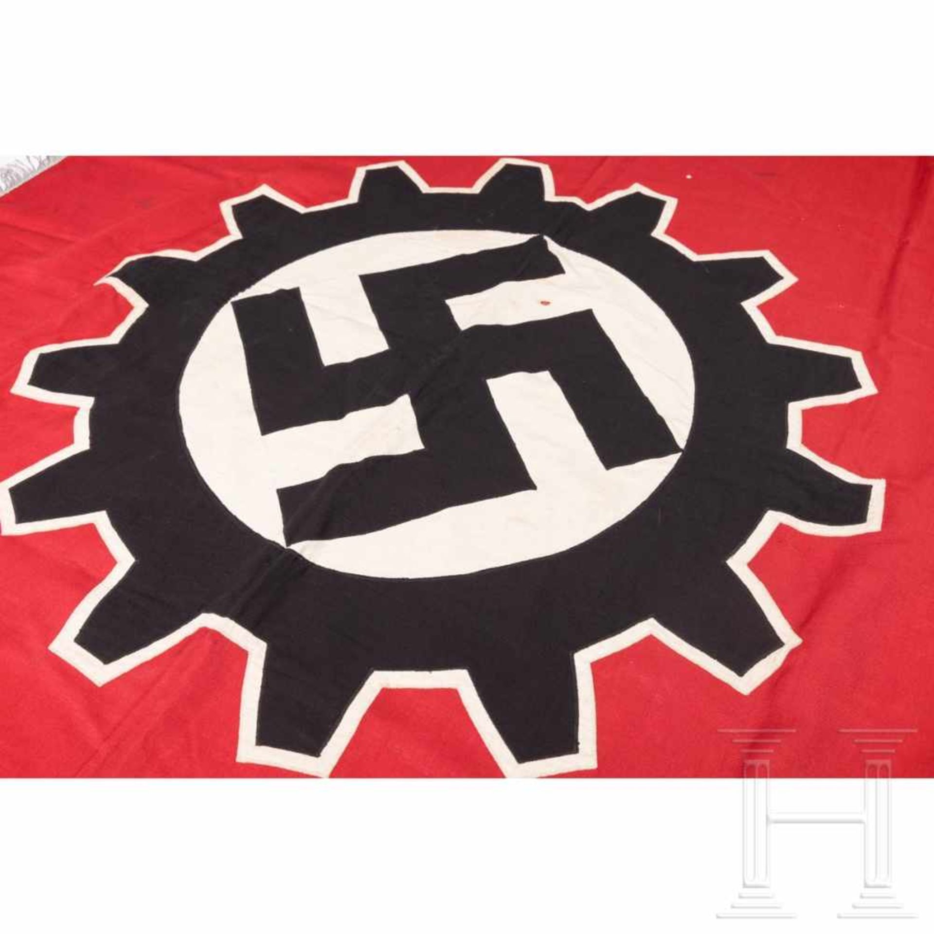 Fahne der DAF-Ortsgruppe "Schlutup 11" - Bild 4 aus 4