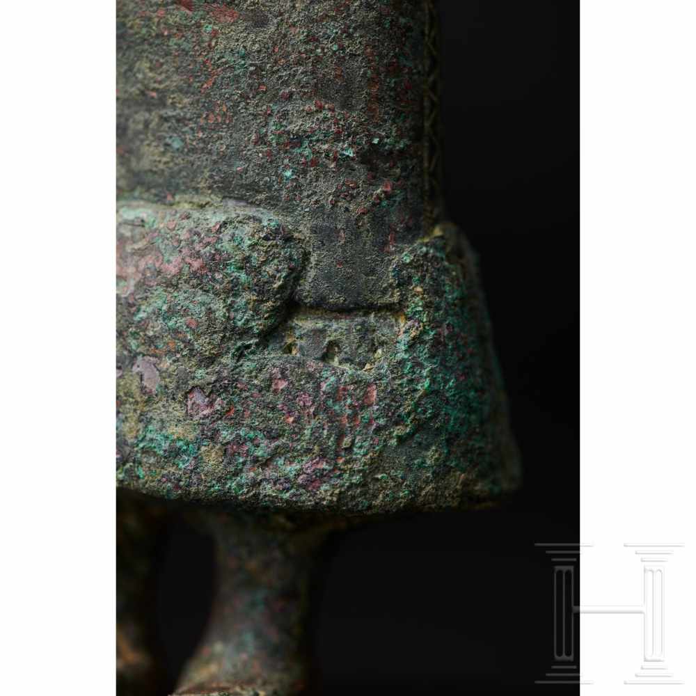 Elamitische Bronzestatuette eines Würdenträgers, Vorderasien, 3. Jtsd. v. Chr. - Image 9 of 10