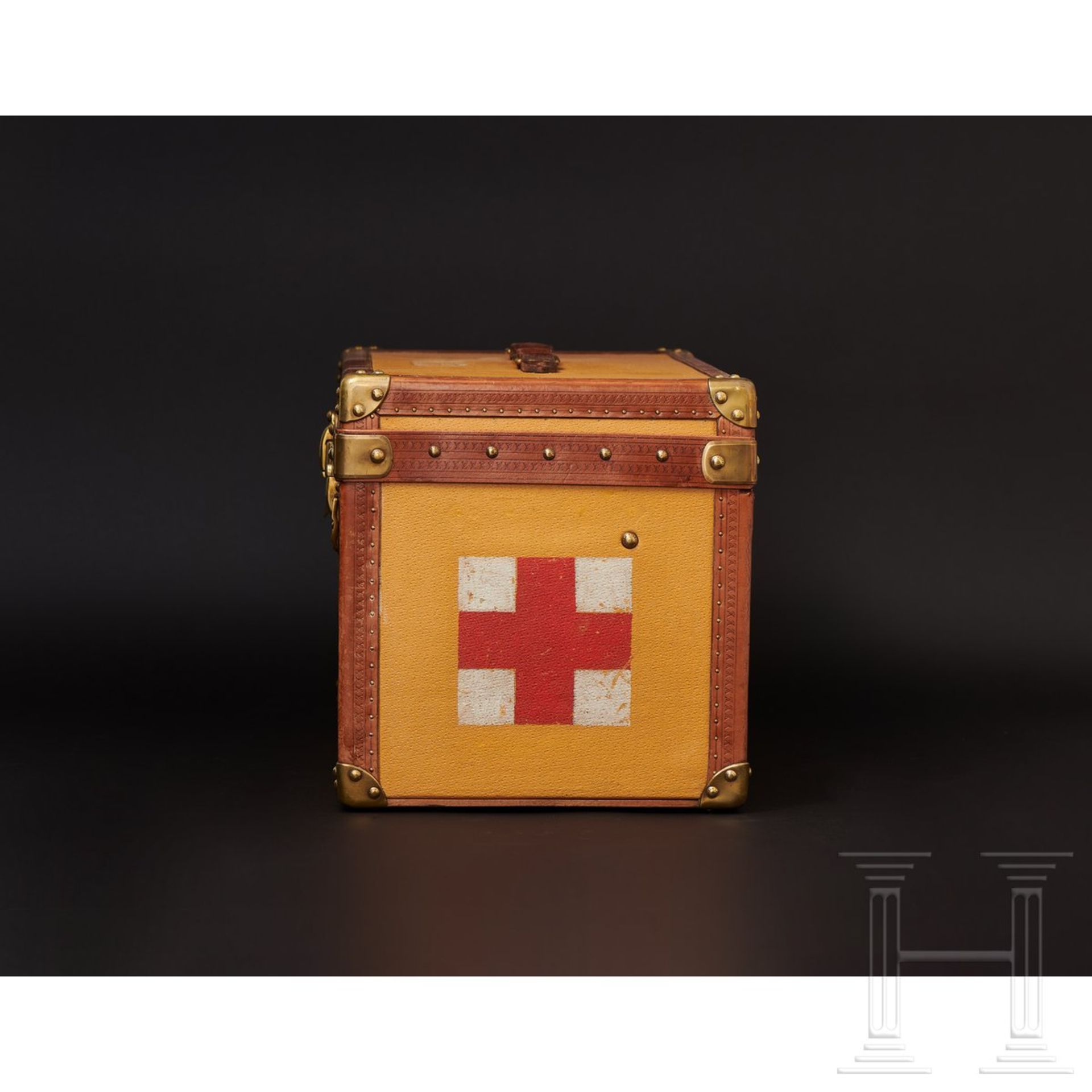 Sehr seltener Louis Vuitton Koffer für das Französische Rote Kreuz, um 1914 - Bild 11 aus 16
