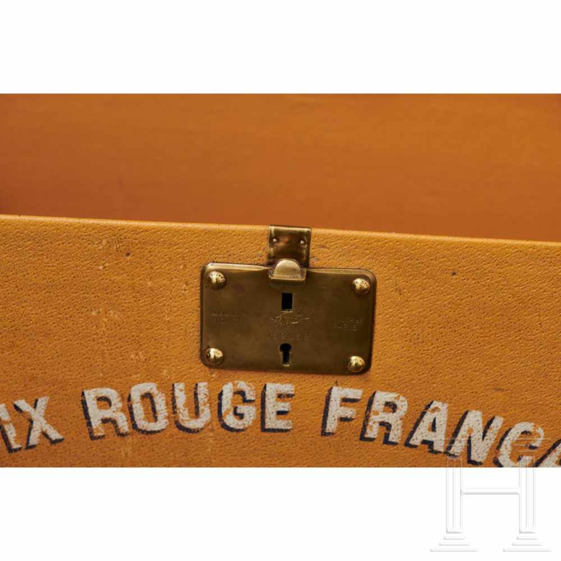 Sehr seltener Louis Vuitton Koffer für das Französische Rote Kreuz, um 1914 - Bild 7 aus 16