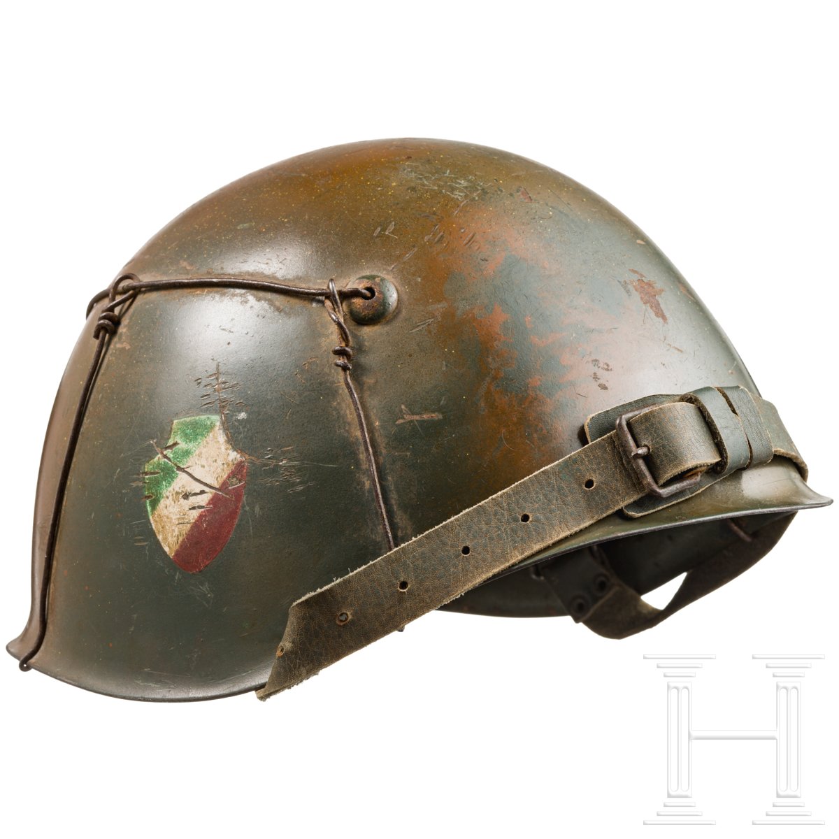 Stahlhelm der Divisione Italia in Tarnfarben, um 1943