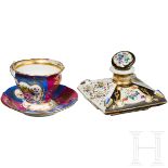 Tintenfass oder Parfumflacon aus dem Besitz von Großfürstin Olga Nikolaevna Romanova und Teetasse,