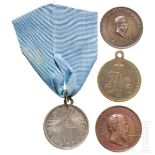Silberne Medaille für den Vaterländischen Krieg 1812 sowie drei weitere Medaillen, Russland,