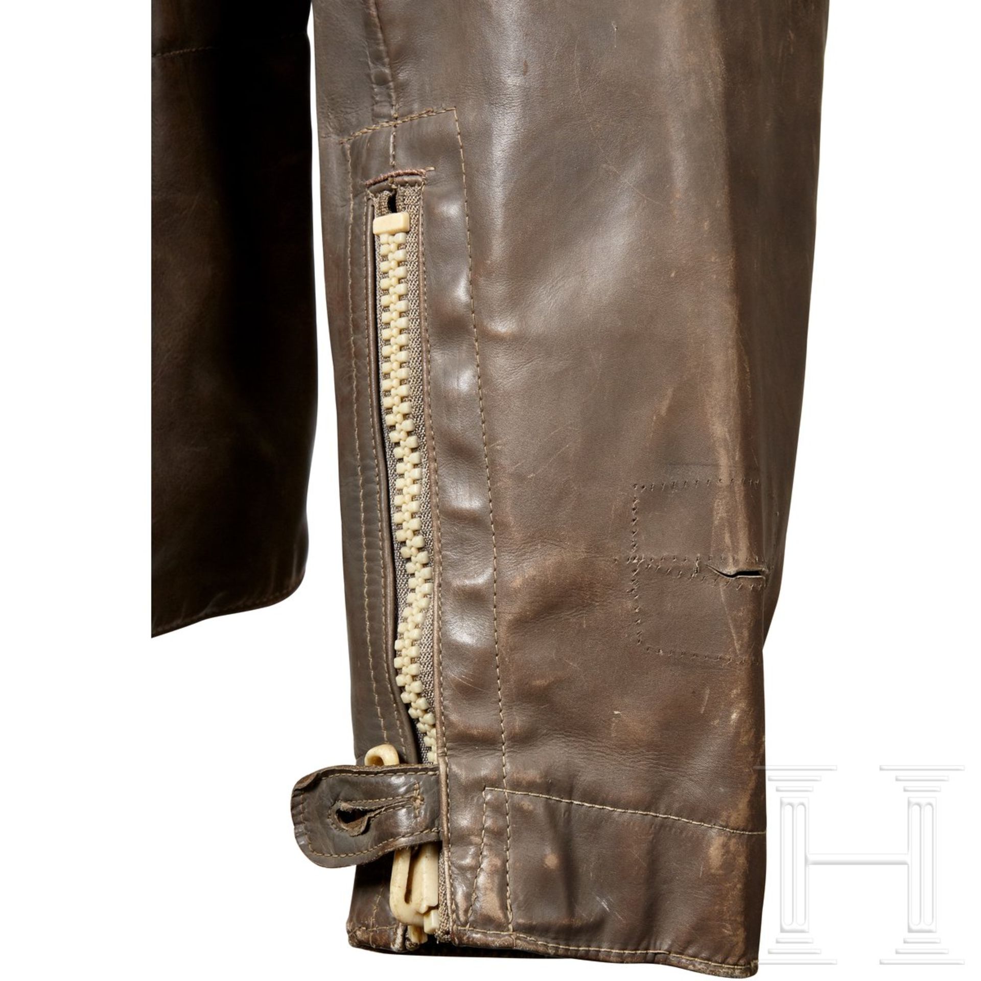 A Leather Jacket for Fighter Pilots - Bild 3 aus 5