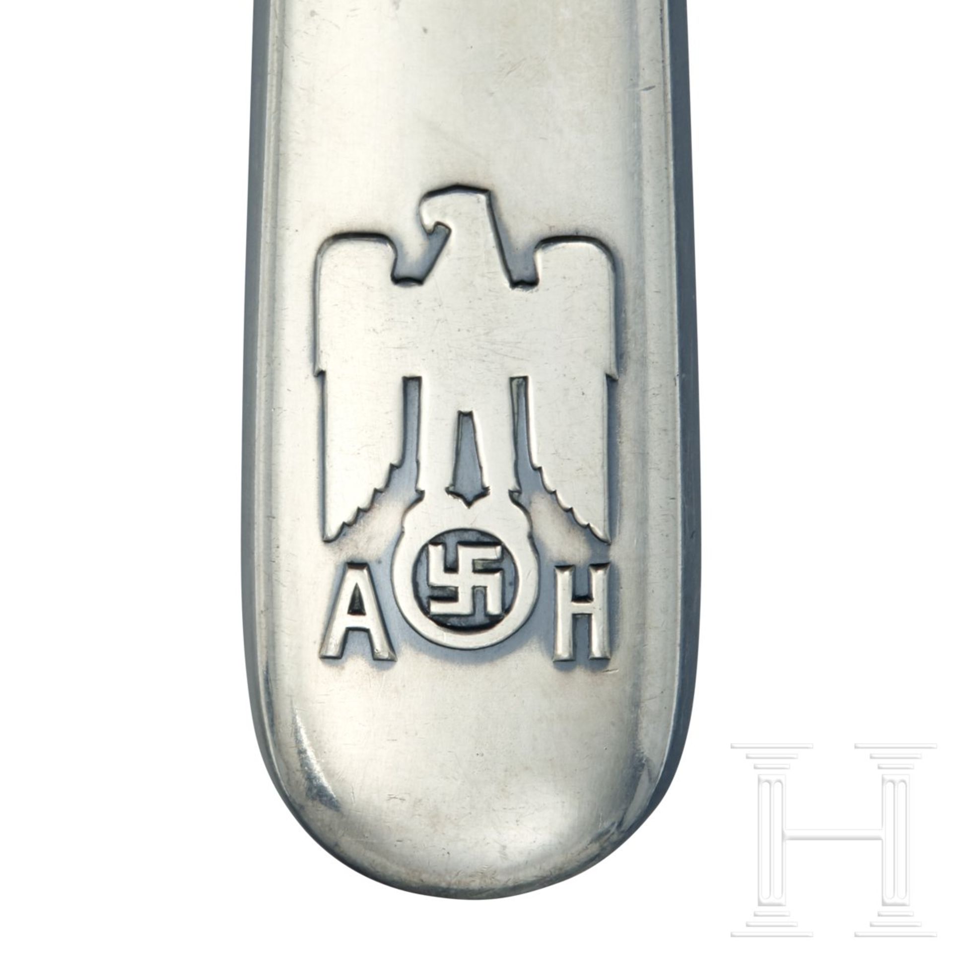 Adolf Hitler – a Dinner Knife from his Personal Silver Service - Bild 4 aus 4