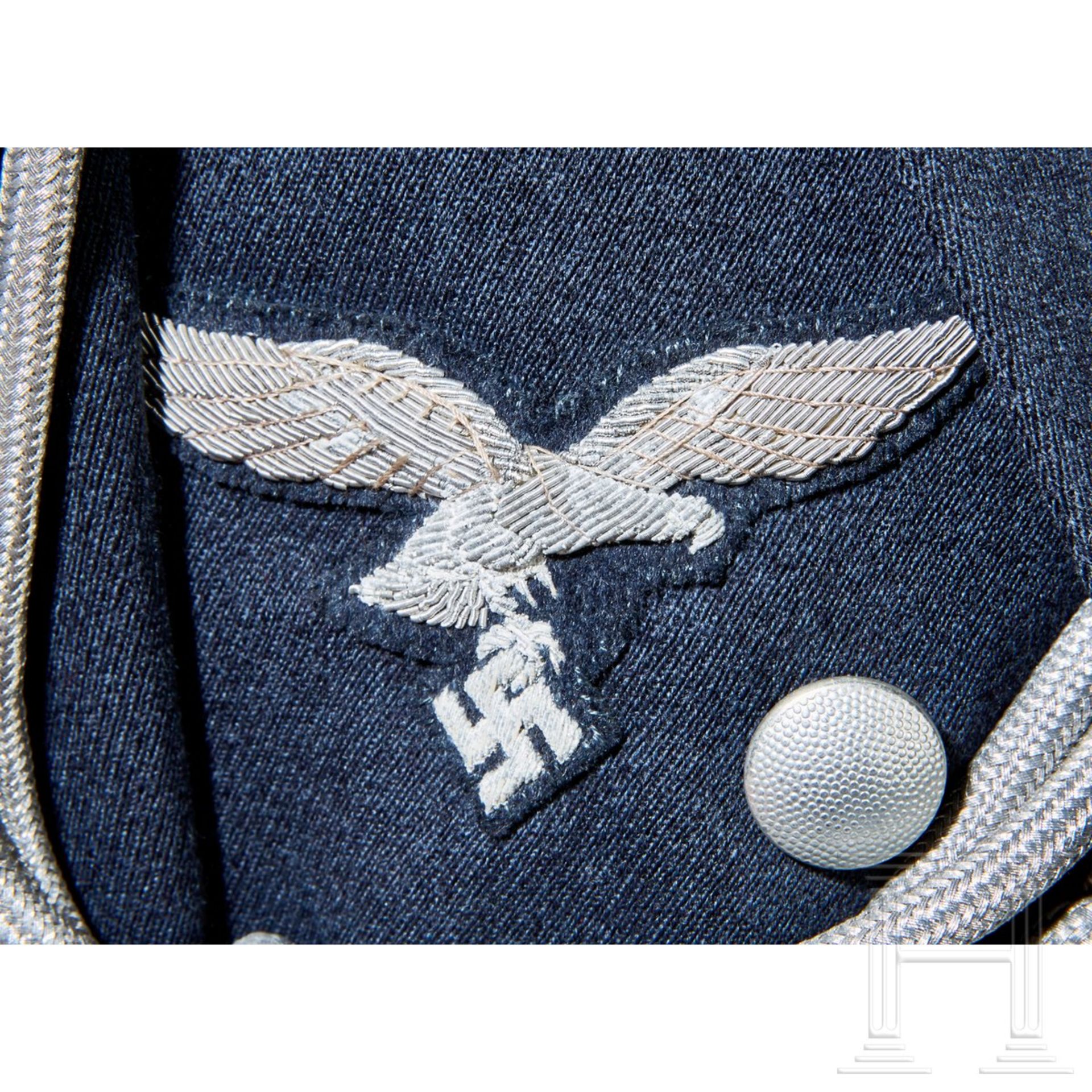 An Evening Dress Jacket for Flight officers - Bild 8 aus 12
