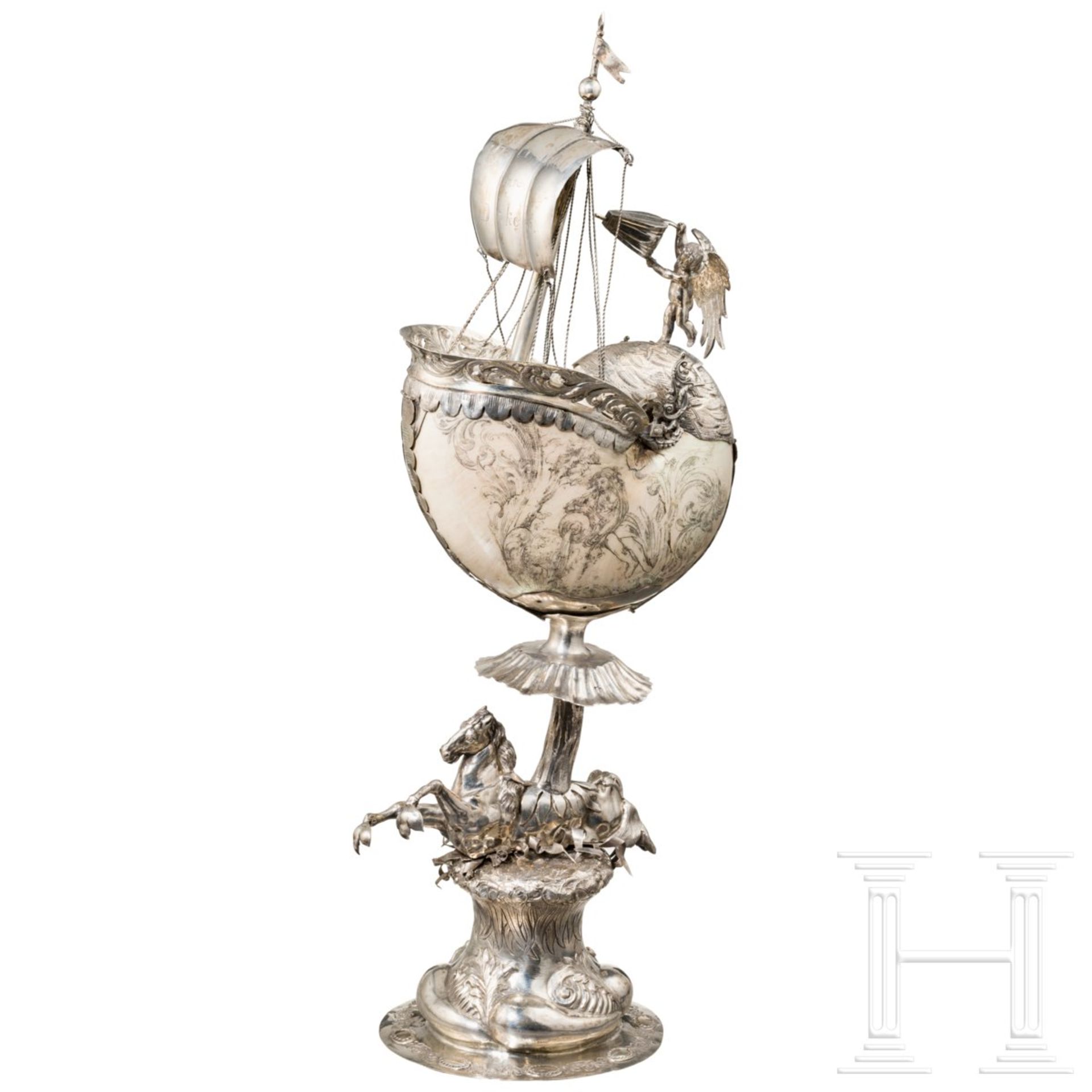 Außergewöhnlicher Nautilus-Pokal mit Hippokamp, flämisch, 2. Hälfte 19. Jhdt.Silber, am Rand des - Bild 2 aus 12