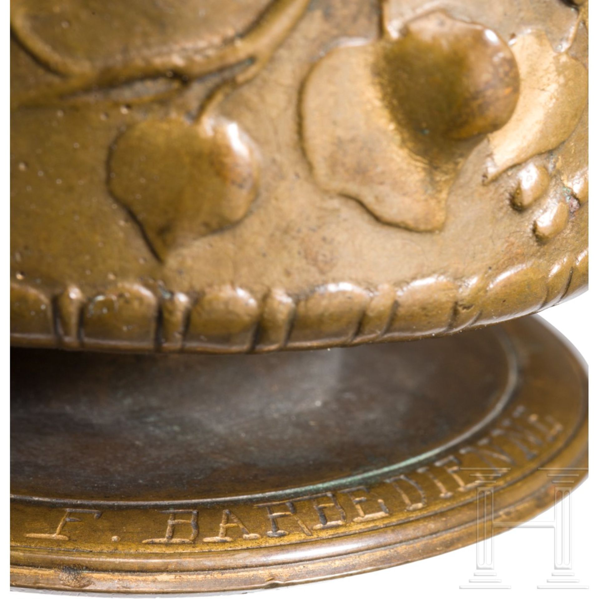 Ferdinand Barbedienne - kleine Bronzevase im antiken Stil, Paris, 19. Jhdt.Bronze mit schöner - Bild 3 aus 4