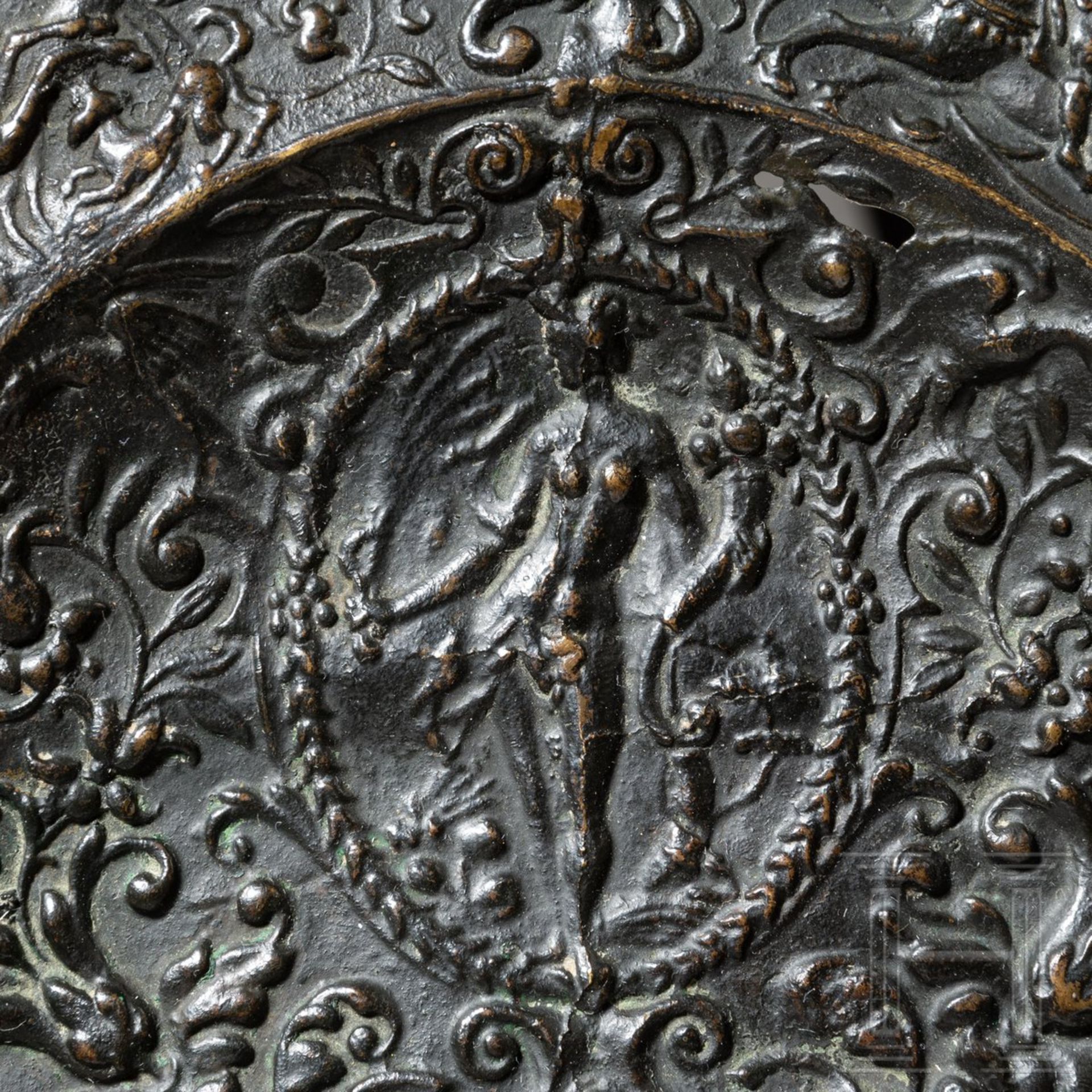 Ziertablett aus Bronzeguss, Frankreich, um 1600 oder späterBronze mit schöner Alterspatina. Ovales - Bild 3 aus 5