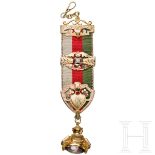 Feine Chatelaine/Bierzipfel mit Monogramm, deutsch, datiert 1930Goldmontierters Stoffband mit