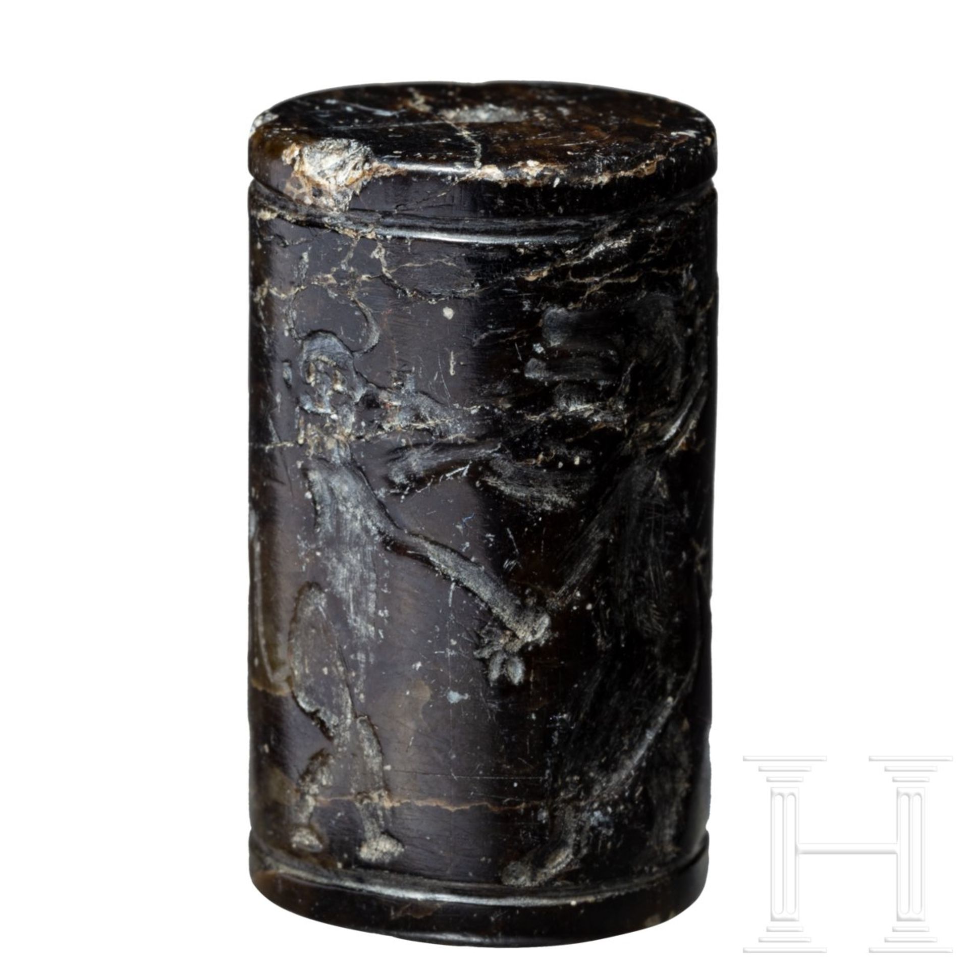 Ein Rollsiegel, Vorderasien, 2. Jtsd. v. Chr.Zylindrisches Rollsiegel aus dunkelbraunem Gestein - Bild 4 aus 5
