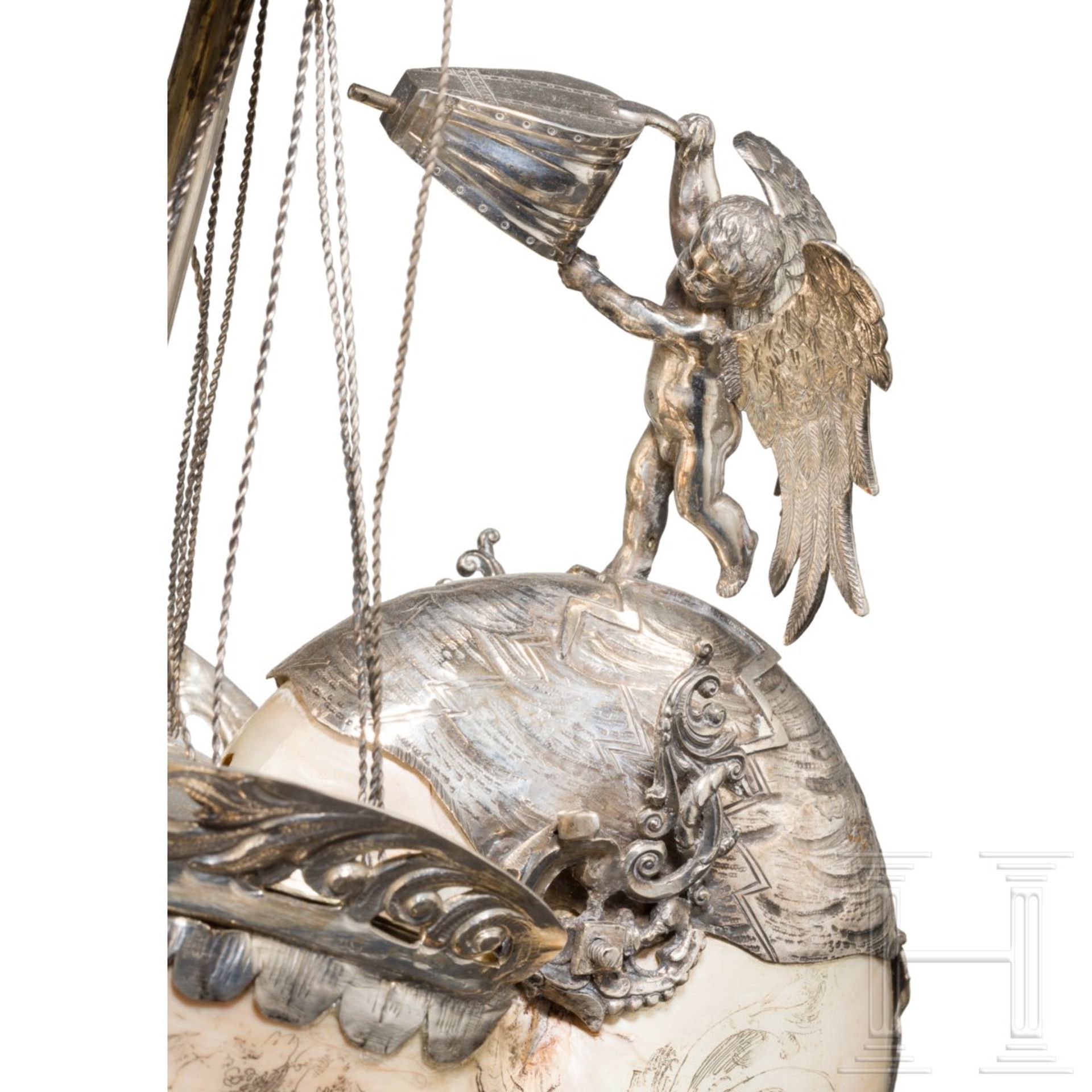 Außergewöhnlicher Nautilus-Pokal mit Hippokamp, flämisch, 2. Hälfte 19. Jhdt.Silber, am Rand des - Bild 11 aus 12