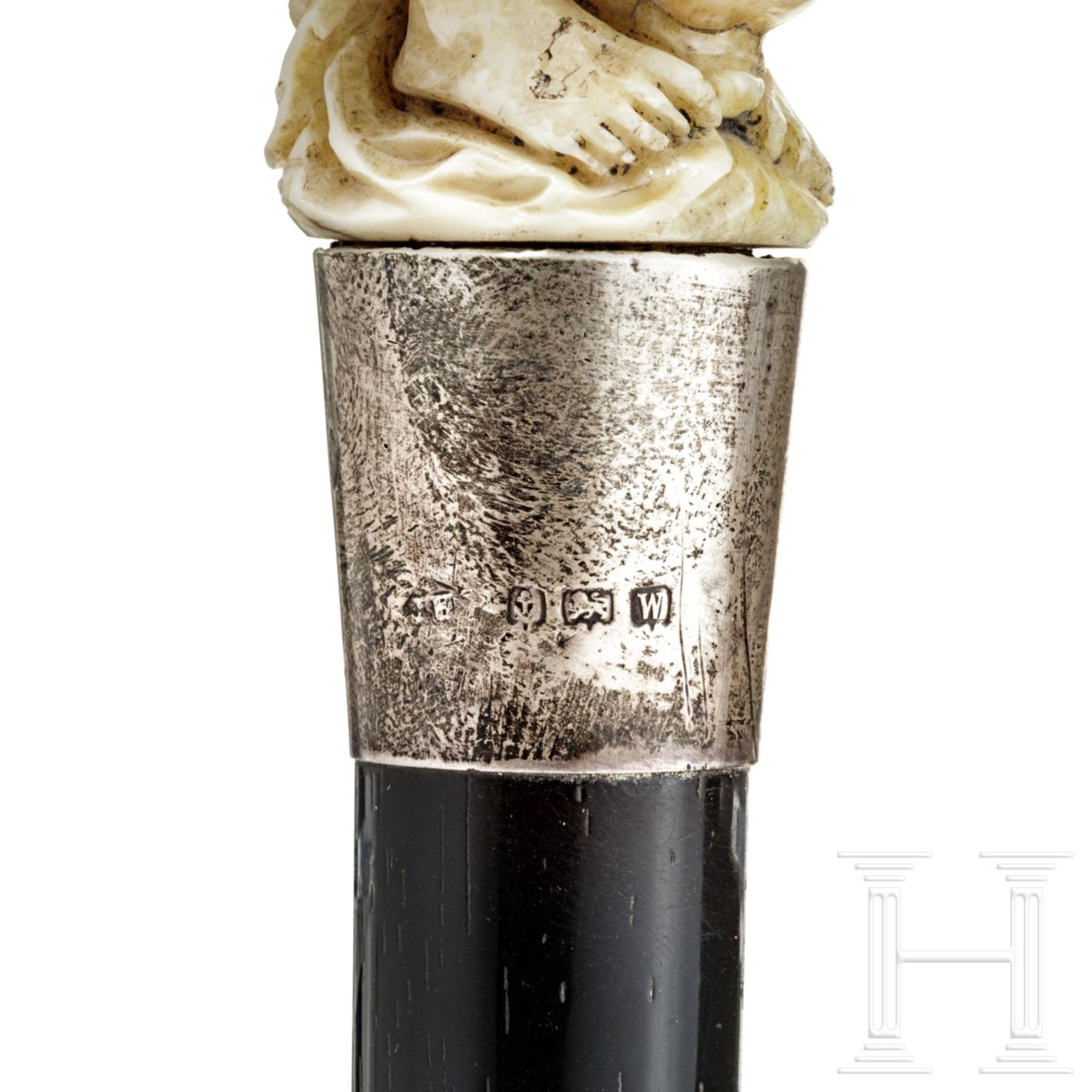 Erotischer Gehstock, England, spätes 19. Jhdt.Knauf aus Elfenbein mit leichter Farbfassung in Form - Bild 4 aus 5