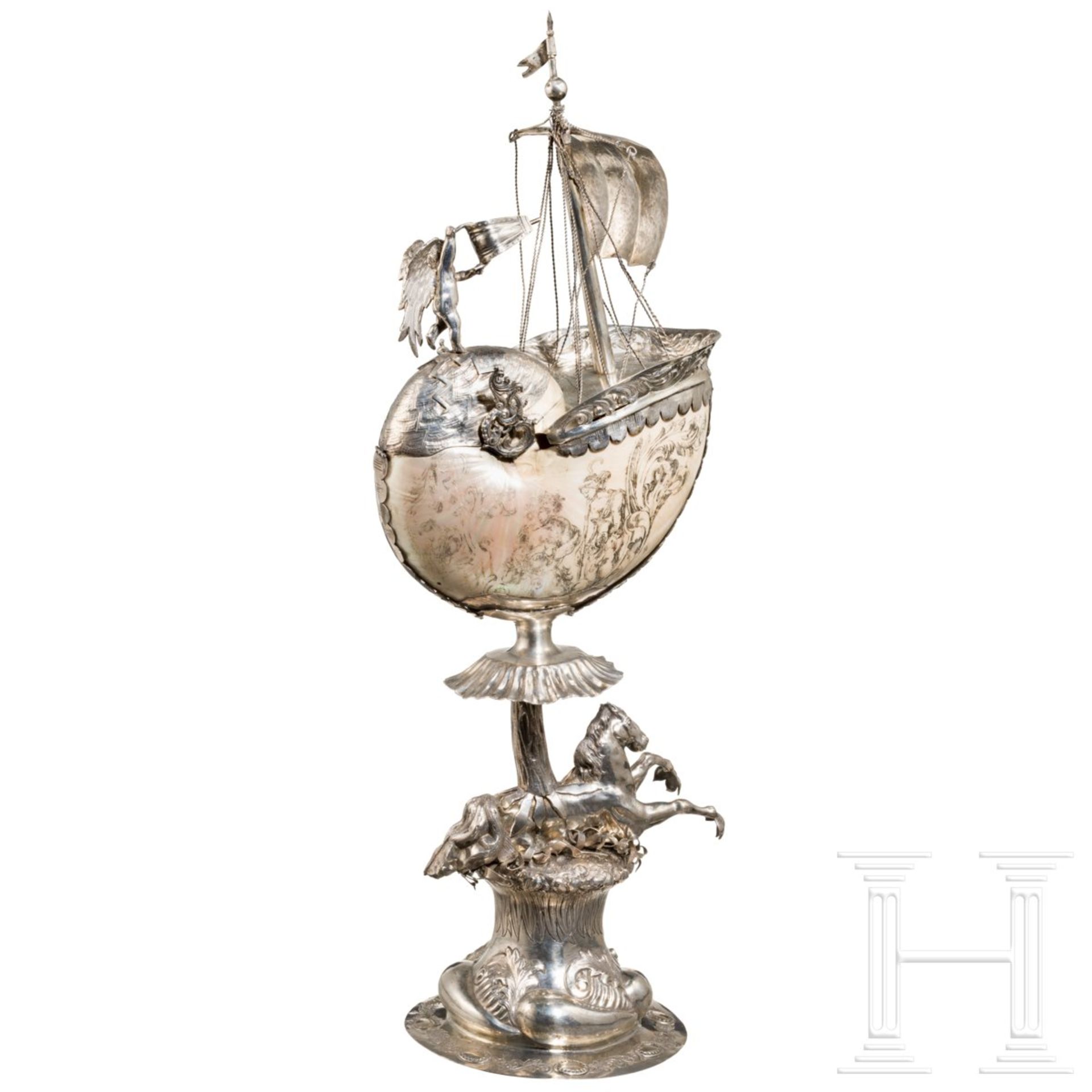 Außergewöhnlicher Nautilus-Pokal mit Hippokamp, flämisch, 2. Hälfte 19. Jhdt.Silber, am Rand des - Bild 5 aus 12