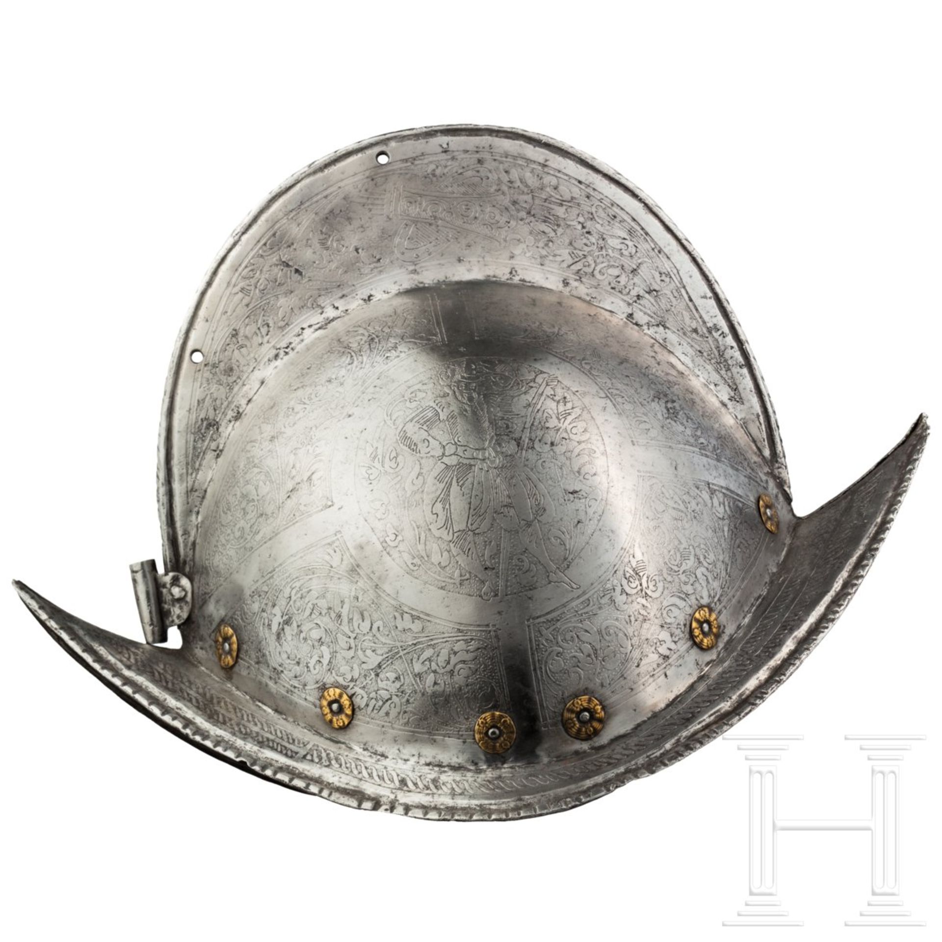 Geätzter Morion, Nürnberg, um 1580Zweiteilig gearbeitete Kalotte mit hohem, gebördeltem und - Bild 2 aus 6