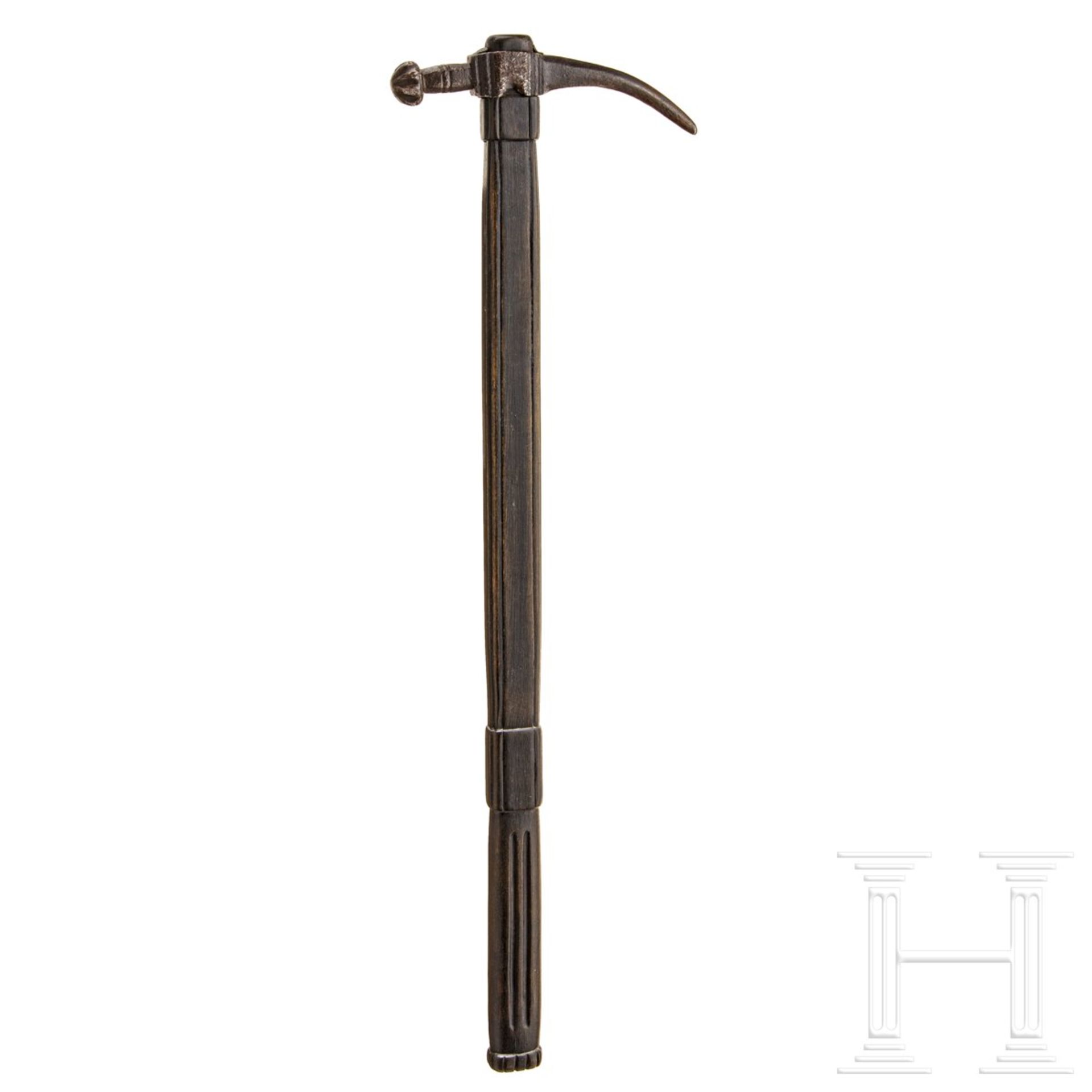 Reiterhammer, osmanisch oder südosteuropäisch, um 1600Kräftiger Vierkant-Schnabel an ovaler, - Bild 2 aus 5