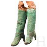 Seltenes Stiefel-Paar aus grünem Chagrinleder, Turkestan, 19. Jhdt.Aus zwei Lagen Leder und
