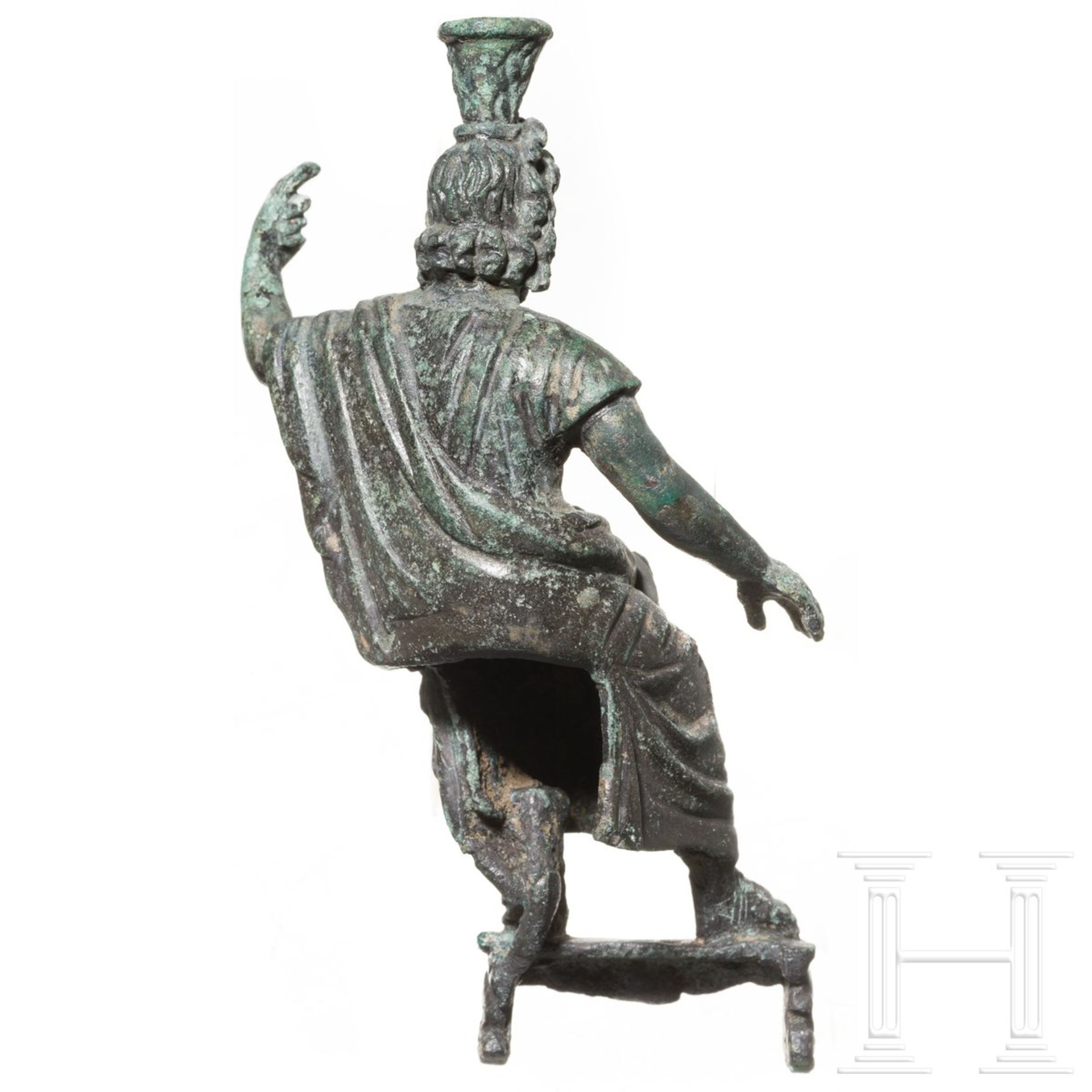 Bronzestatuette des thronenden Serapis, römisch, 2. - 3. Jhdt. - Bild 6 aus 7