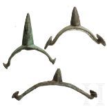 Drei spätkeltische bronzene Sporen, 1. Jhdt. v. Chr.