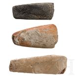 Drei Steinbeile, Jugoslawien und Dänemark, Neolithikum, 5. - 3. Jtsd. v. Chr.