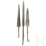 Drei bronzene Lanzenspitzen, Luristan, Westiran, 12. - 10. Jhdt. v. Chr.