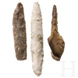 Drei Flintwerkzeuge, norddeutsch, Neolithikum, 4. - 3. Jtsd. v. Chr.