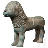 Bronzeskulptur eines Löwen, frühromanisch, 10. - 11. Jhdt.