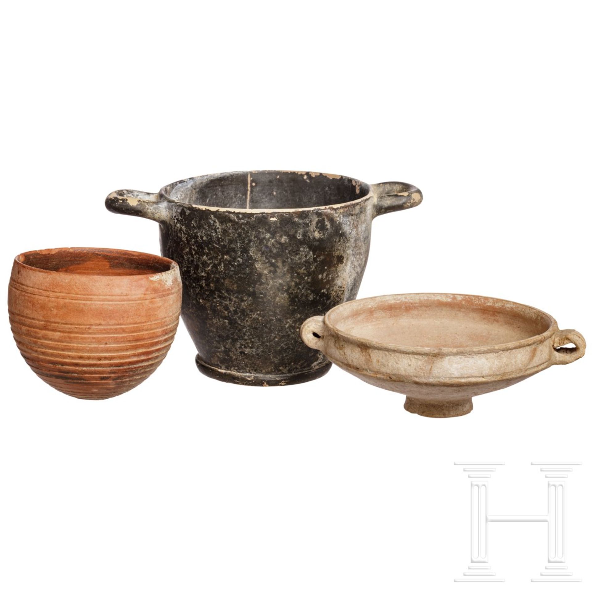 Drei Keramikgefäße, apulisch und römisch