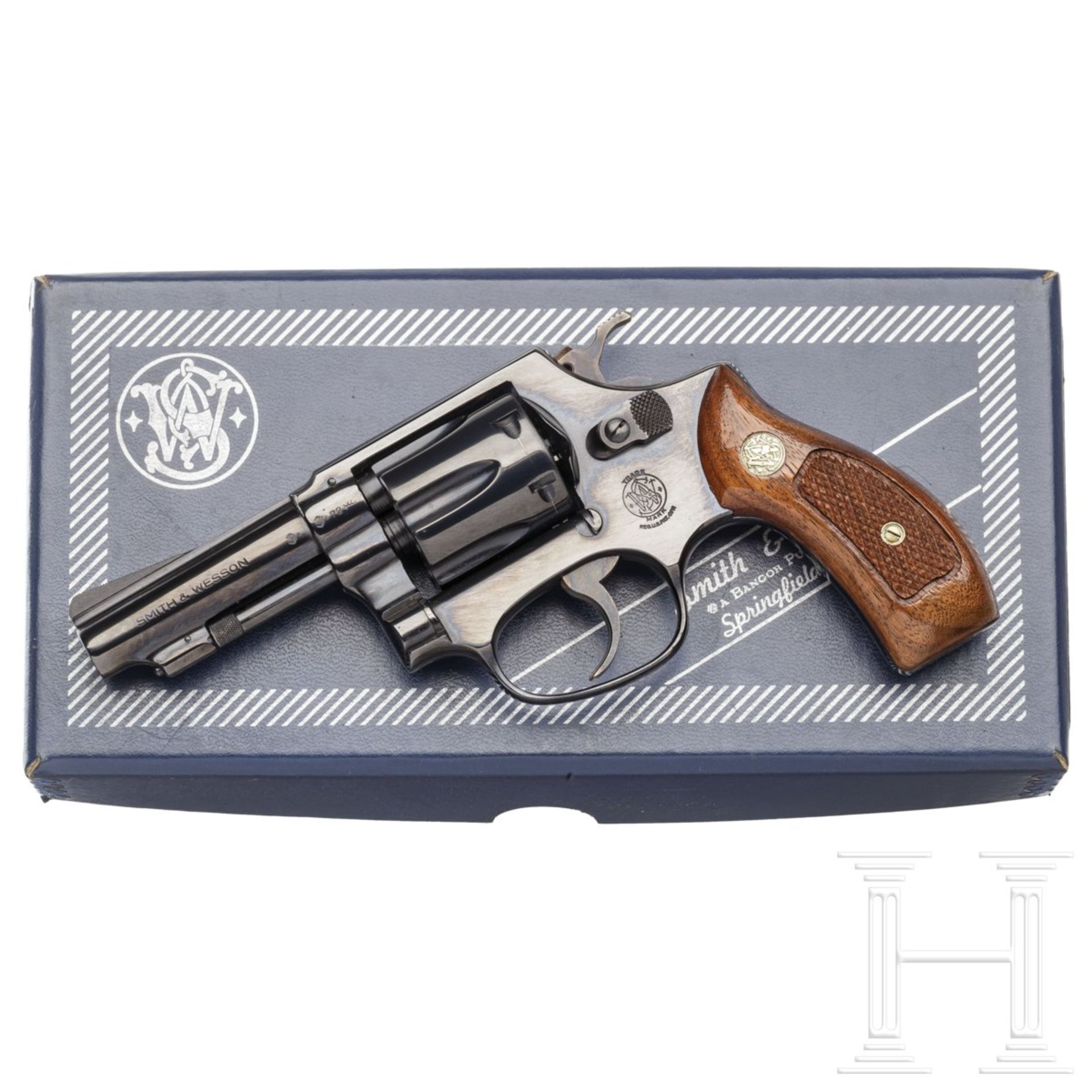 Smith & Wesson Mod. 30-1, "The .32 Hand Ejector", im Karton