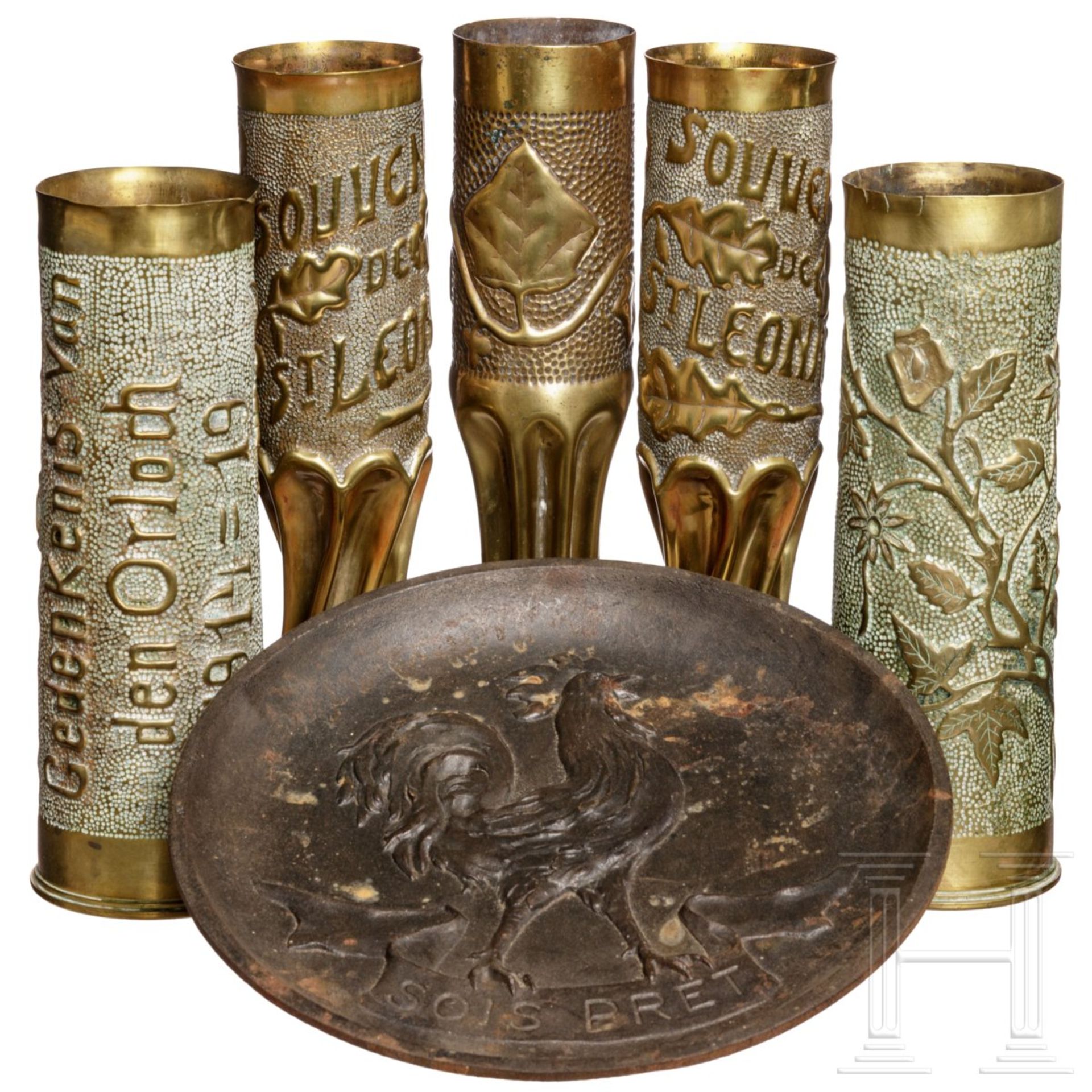 Fünf Vasen aus Granathülsen, Frankreich und Belgien, 1. Weltkrieg