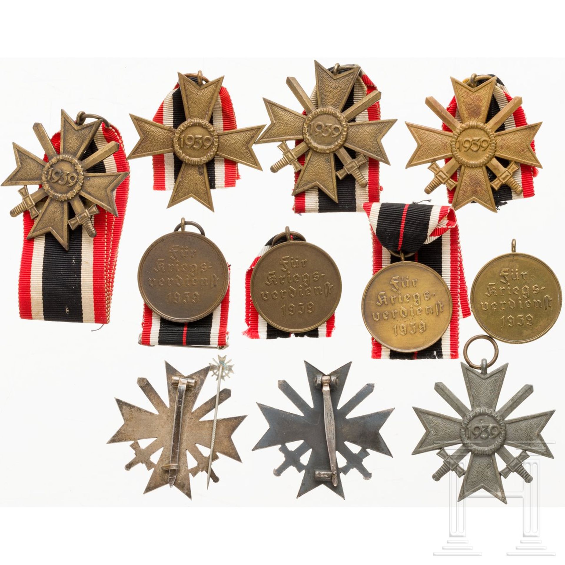 Elf Auszeichnungen Kriegsverdienstkreuz 1939, verschiedene Stufen - Bild 2 aus 2