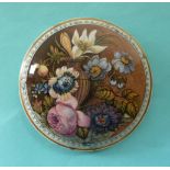 Floral (131/6) domed lid, black marbled flange